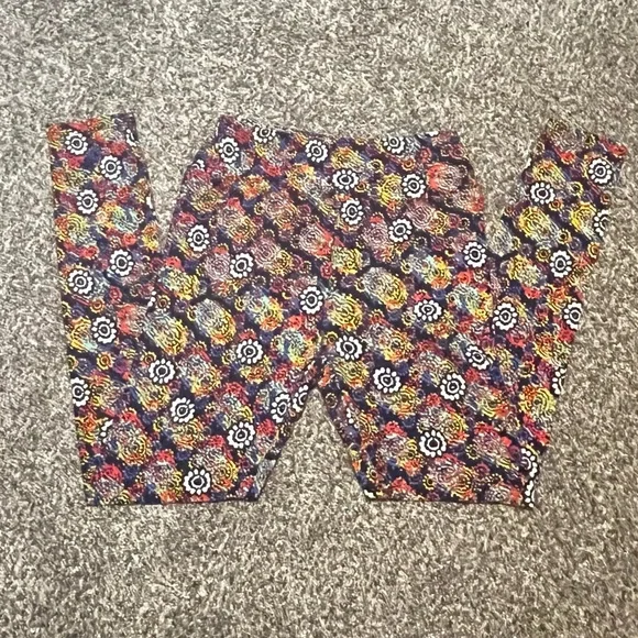 🔥 Lularoe Multicolored floral printed Leggings - Picture 5 of 7